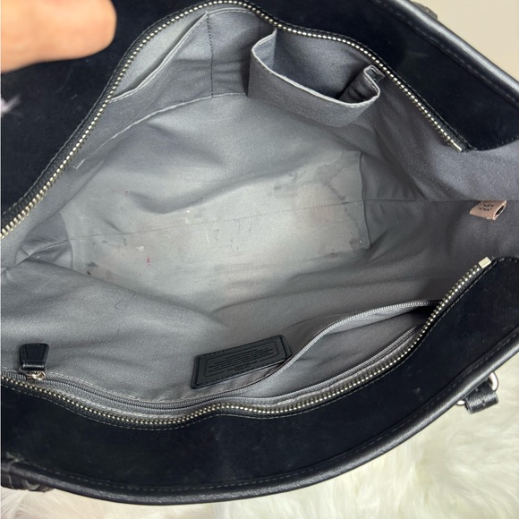 Coach Peyton Zip Top Saffiano Leather Tote Bag in EUC Black - Picture 9 of 13